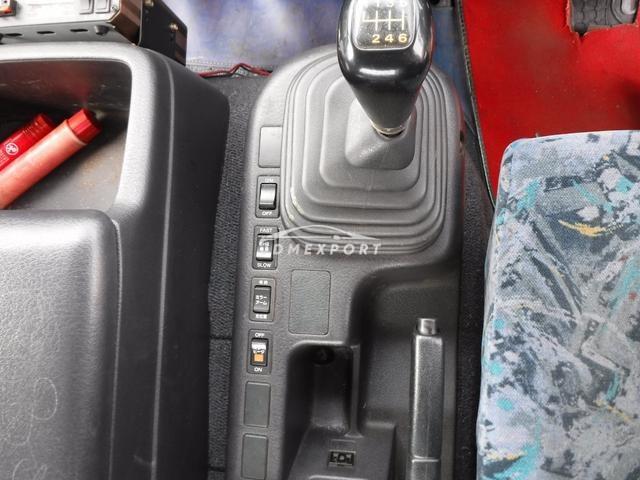 Nissan Diesel UD Condor 1997 thumbnail 17