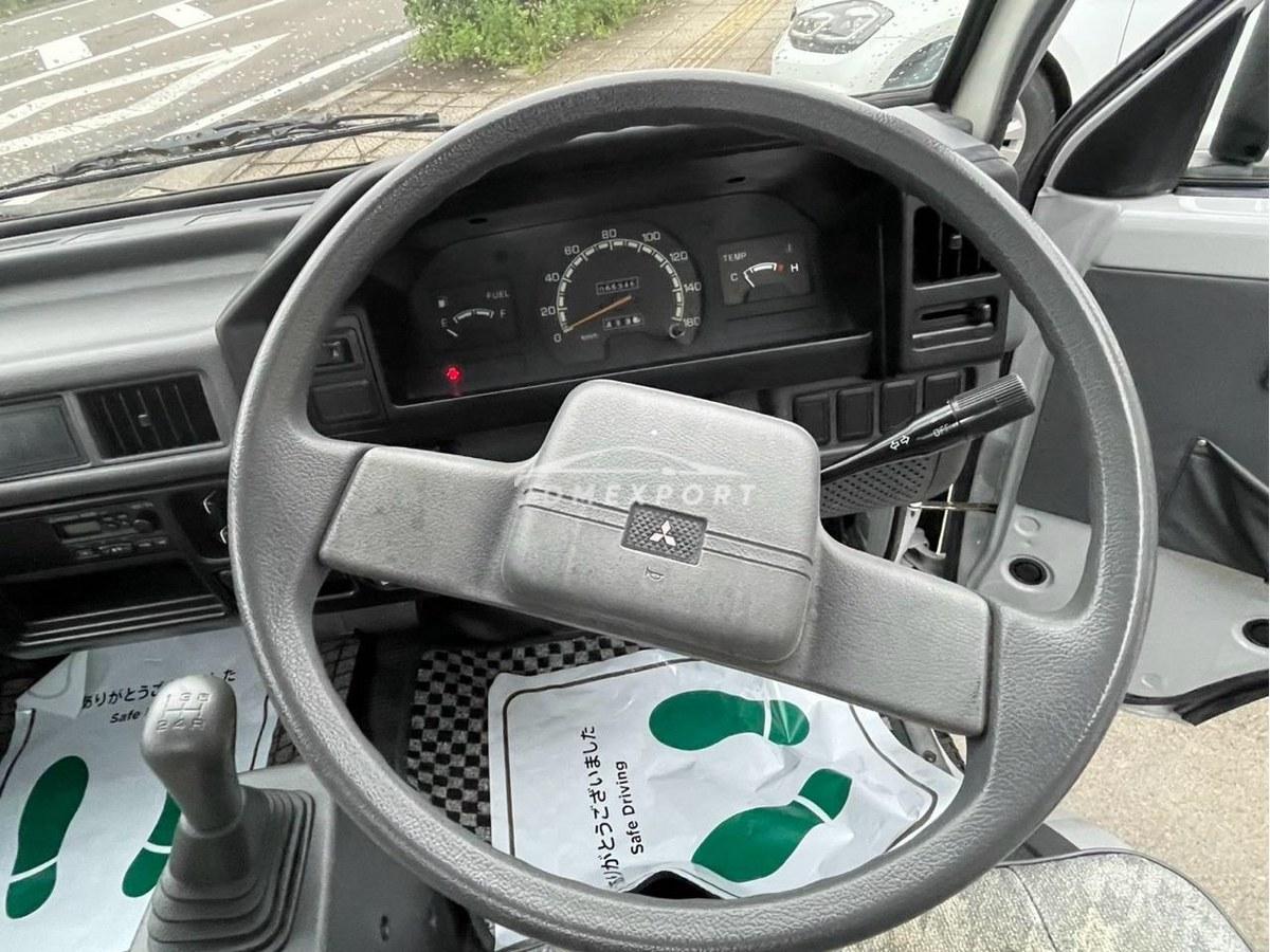 Mitsubishi Delica Truck 1997 thumbnail 69