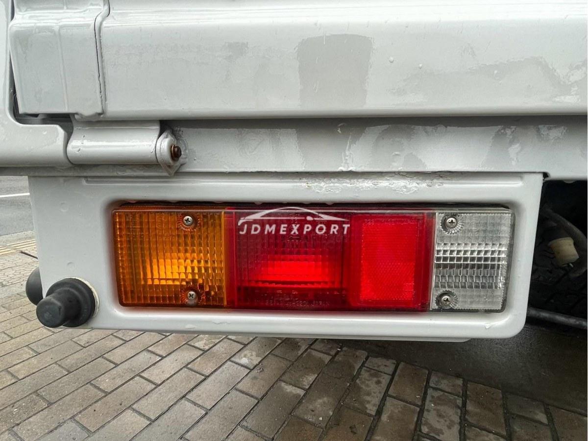 Mitsubishi Delica Truck 1997 thumbnail 36