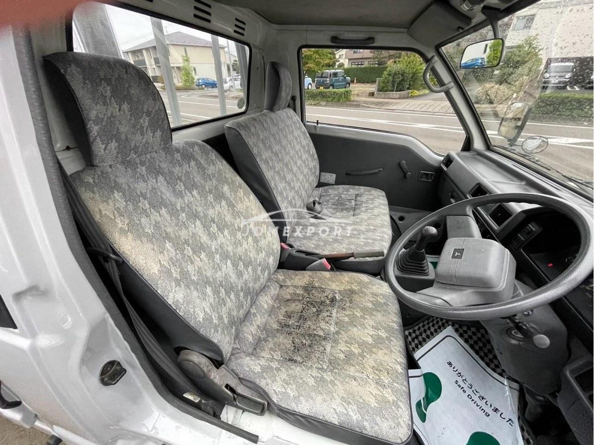 Mitsubishi Delica Truck 1997 thumbnail 65