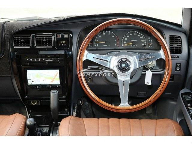 Toyota Hilux Surf 1997 thumbnail 12