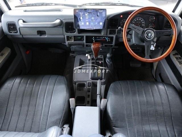 Toyota Land Cruiser Prado 1995 thumbnail 3