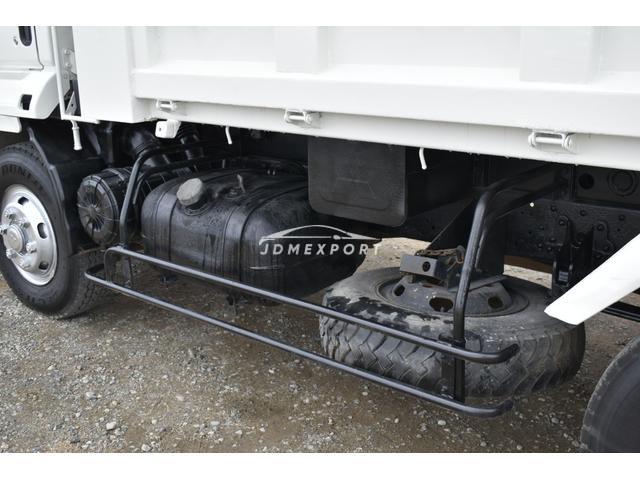 Mitsubishi Fuso Fighter 2000 thumbnail 32