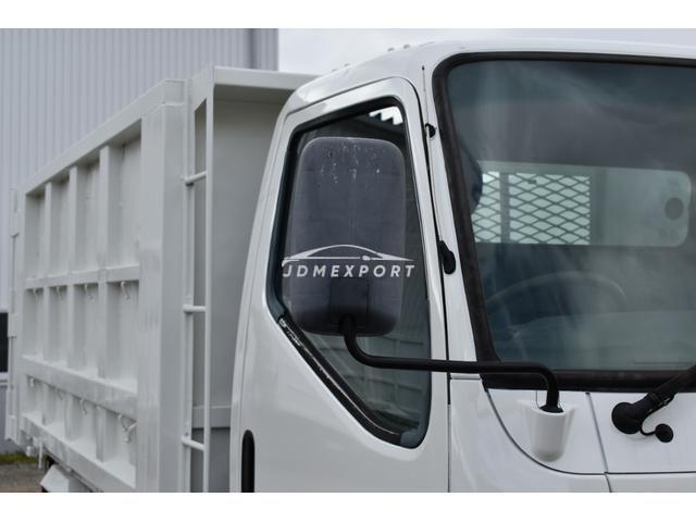 Mitsubishi Fuso Fighter 2000 thumbnail 39
