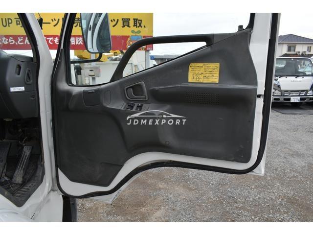 Mitsubishi Fuso Fighter 2000 thumbnail 28