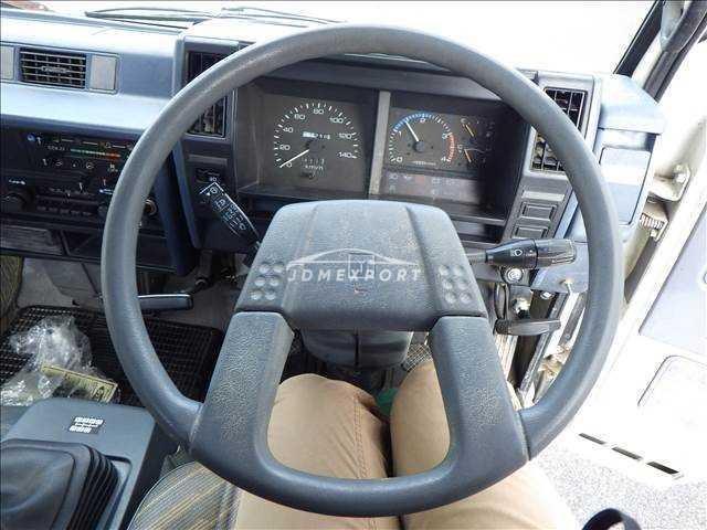Isuzu Forward Juston 1991 thumbnail 6