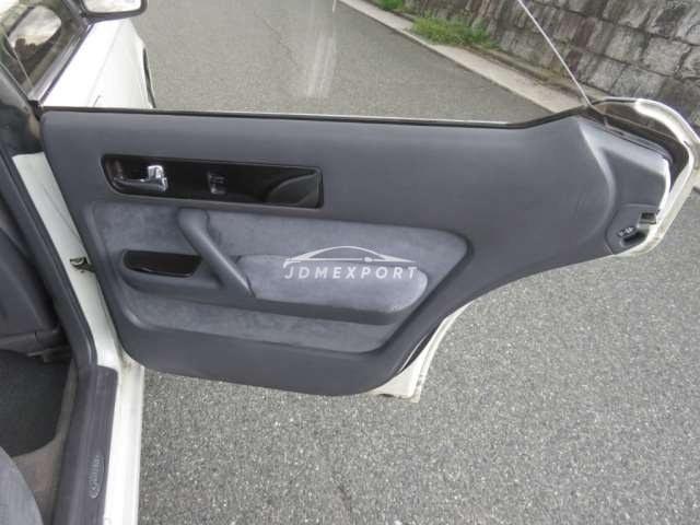 Nissan Gloria Van 1994 thumbnail 32