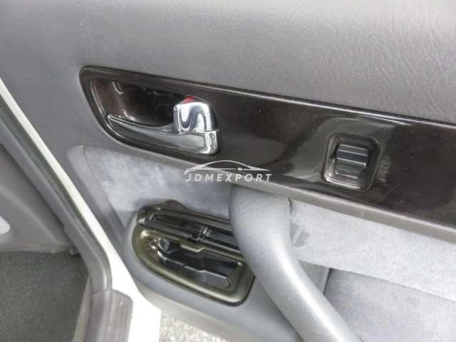 Nissan Gloria Van 1994 thumbnail 34