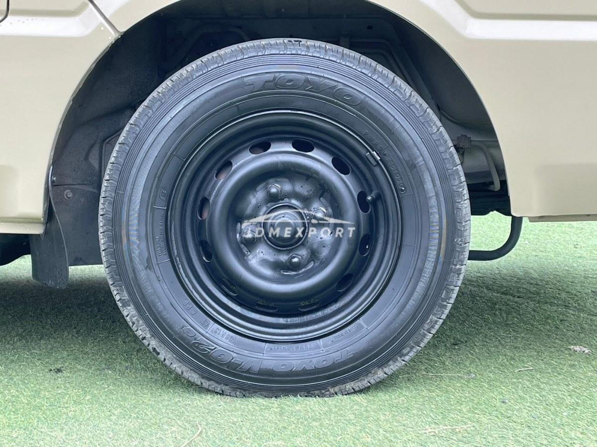 Nissan Vanette Van 1990 thumbnail 24