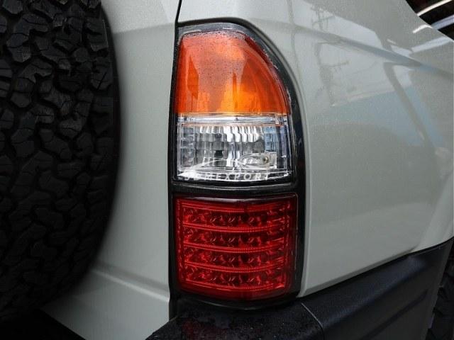 Toyota Land Cruiser Prado 2000 thumbnail 7