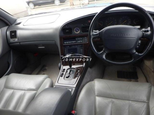 Nissan President 1997 thumbnail 3