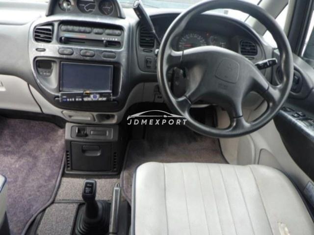 Mitsubishi Delica Spacegear 1999 thumbnail 7