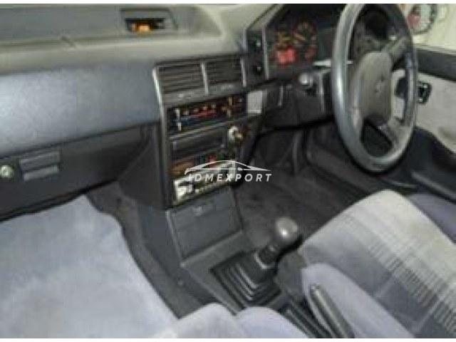 Mazda Familia 1988 thumbnail 3
