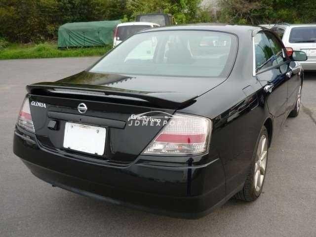 Nissan Gloria Van 2002 thumbnail 2
