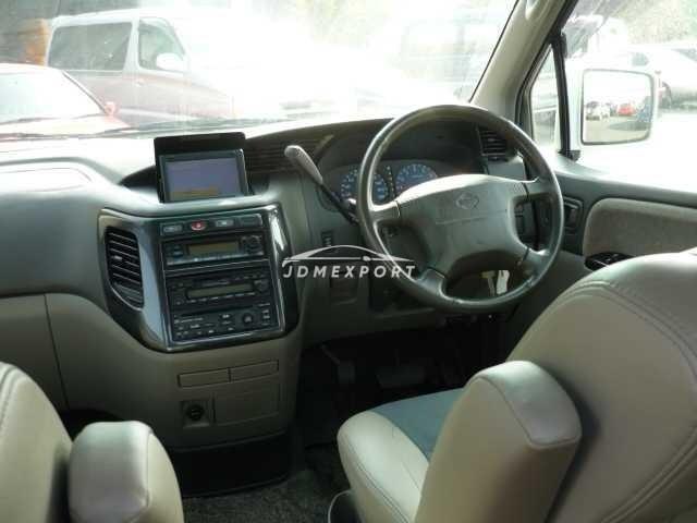 Nissan Elgrand 1998 thumbnail 3