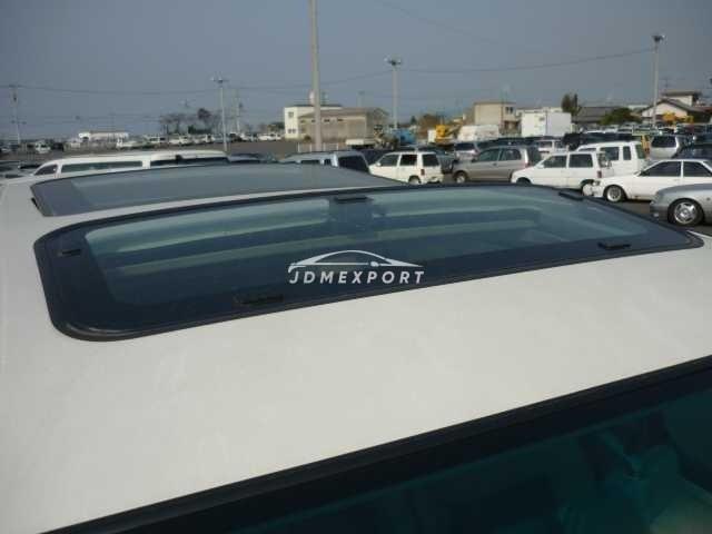 Nissan Elgrand 1998 thumbnail 8