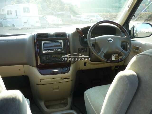 Toyota Granvia 2000 thumbnail 10