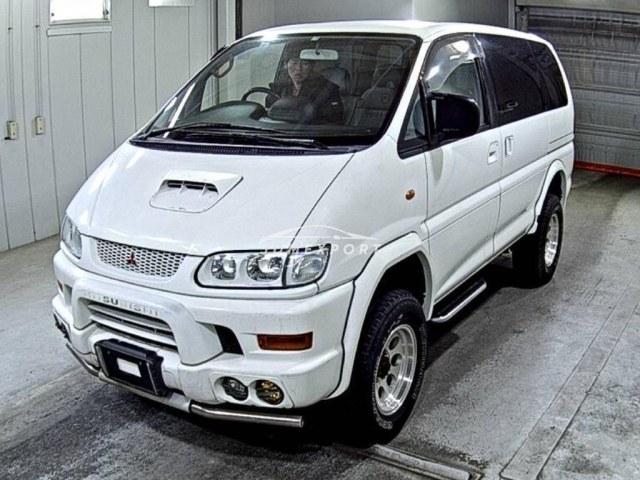 Mitsubishi Delica Spacegear 1999 thumbnail 5