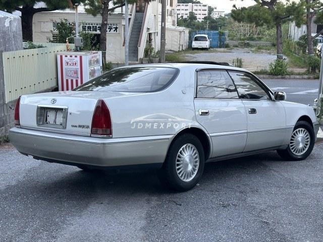 Toyota Crown Majesta 1999 thumbnail 3