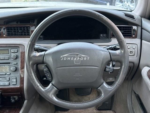 Toyota Crown Majesta 1999 thumbnail 7