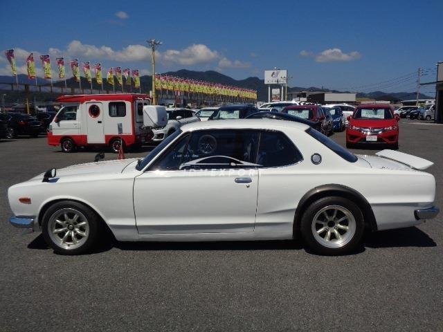 Nissan Skyline 1971 thumbnail 3