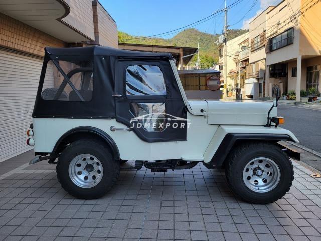 Mitsubishi Jeep 1981 thumbnail 3