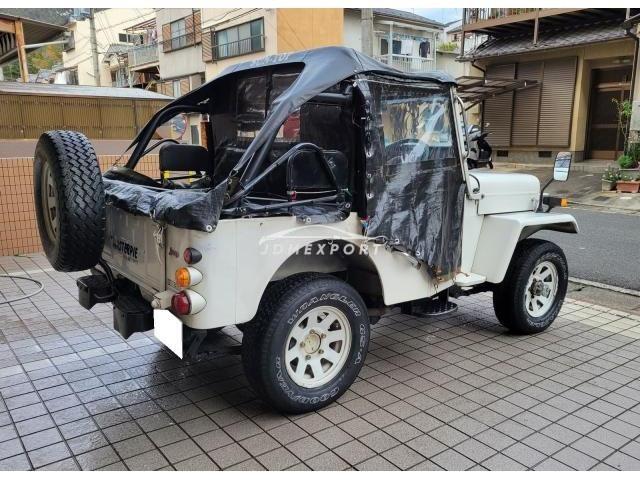 Mitsubishi Jeep 1995 thumbnail 4
