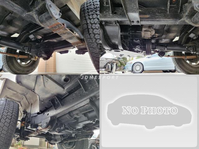 Mitsubishi Jeep 1995 thumbnail 14