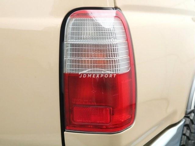 Toyota Hilux Surf 1999 thumbnail 9