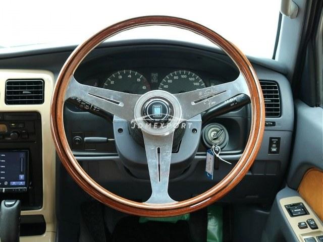 Toyota Hilux Surf 1999 thumbnail 17