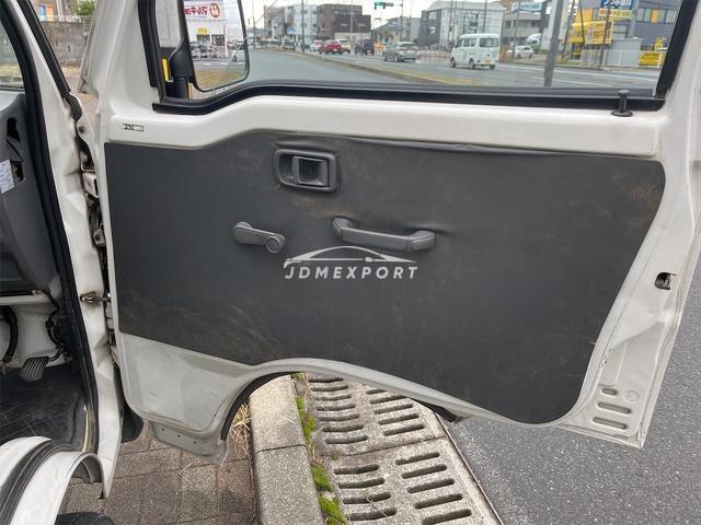 Daihatsu Hijet Truck 1997 thumbnail 38