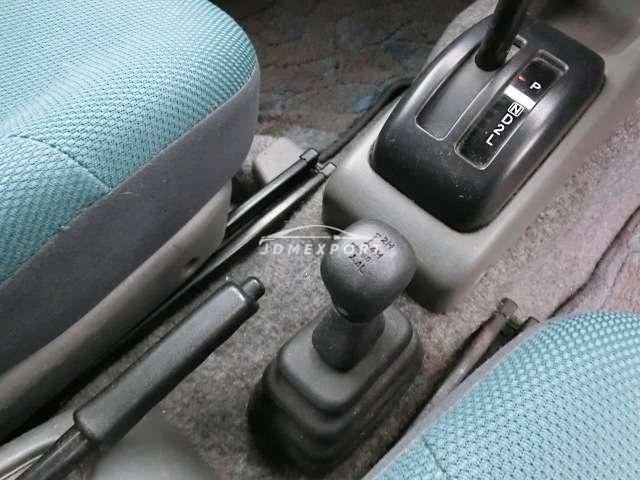 Suzuki Jimny 2001 thumbnail 16
