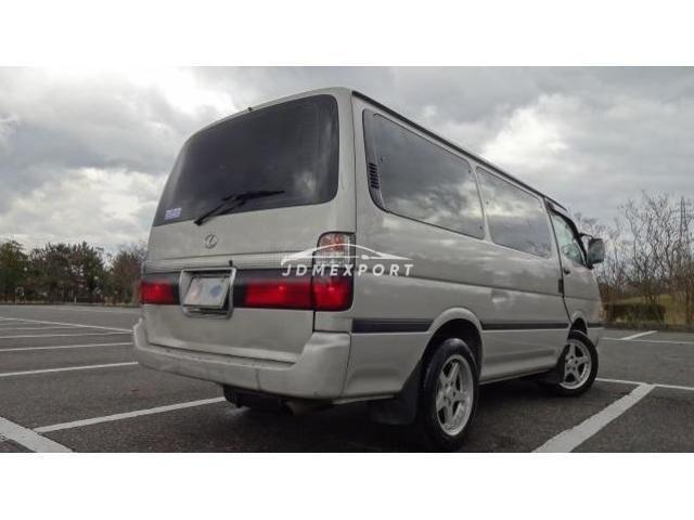 Toyota Hiace Wagon 2000 thumbnail 2