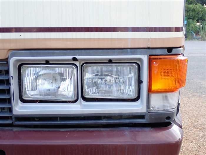 Toyota Coaster 1986 thumbnail 25