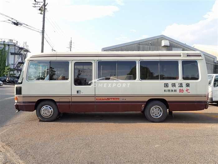 Toyota Coaster 1986 thumbnail 2
