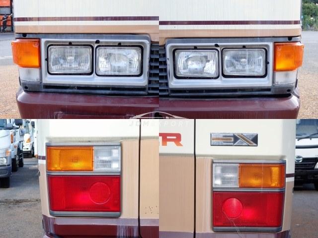 Toyota Coaster 1986 thumbnail 25