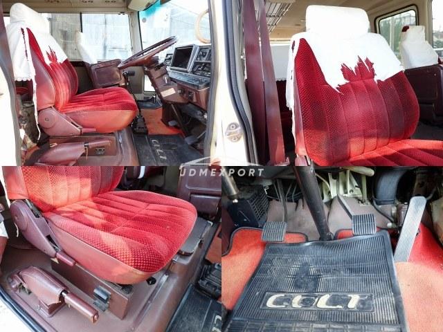Toyota Coaster 1986 thumbnail 9