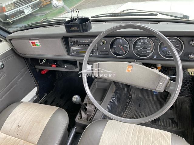 Nissan Sunny Truck 1993 thumbnail 9