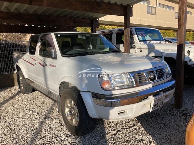 Nissan Datsun Truck 1999 thumbnail 2