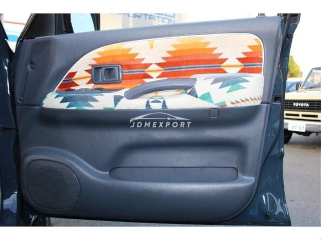 Toyota Land Cruiser Prado 2001 thumbnail 16
