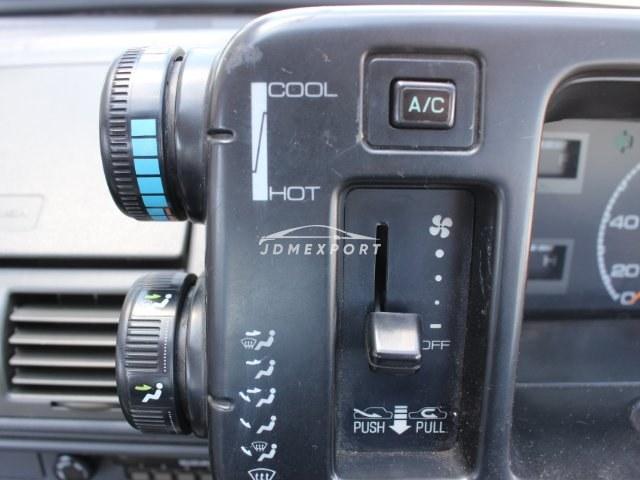 Suzuki Alto Van 1988 thumbnail 10