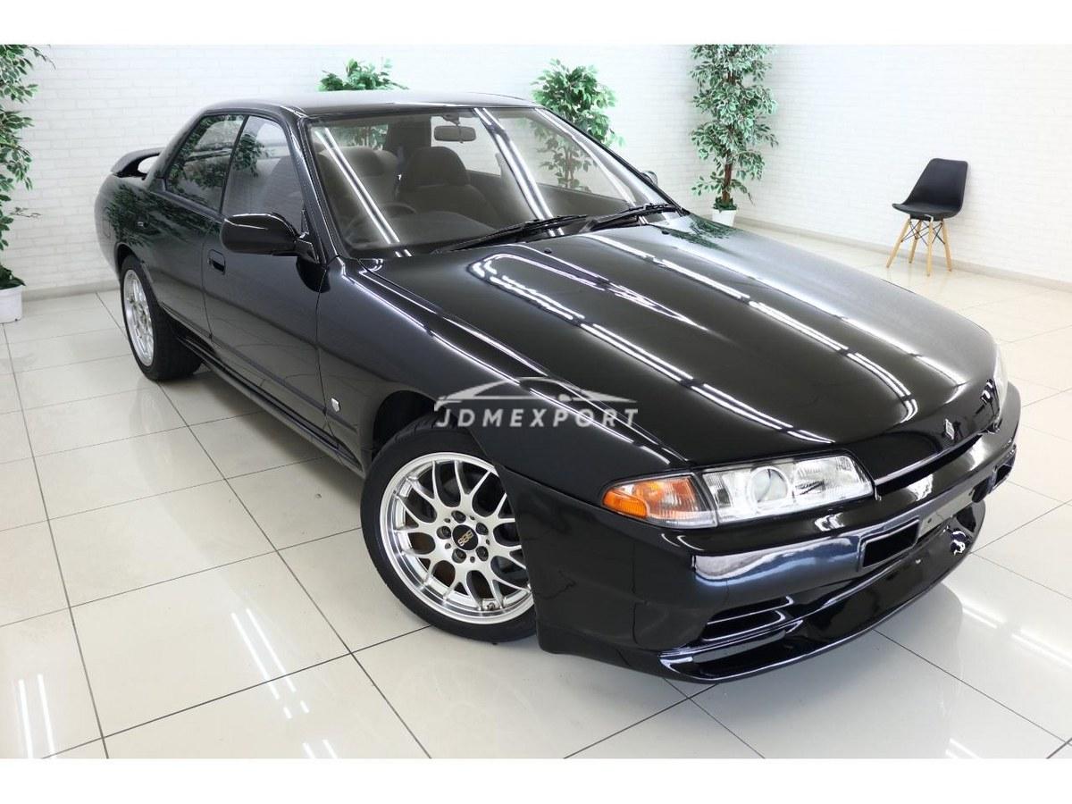 Nissan Skyline 1990