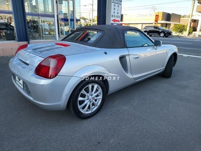 Toyota MR-S 2002 thumbnail 12