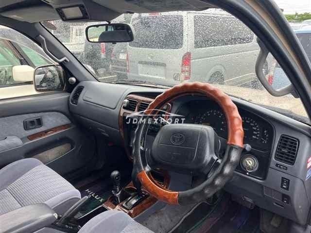 Toyota Hilux Surf 1996 thumbnail 4