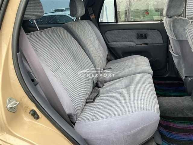 Toyota Hilux Surf 1996 thumbnail 9