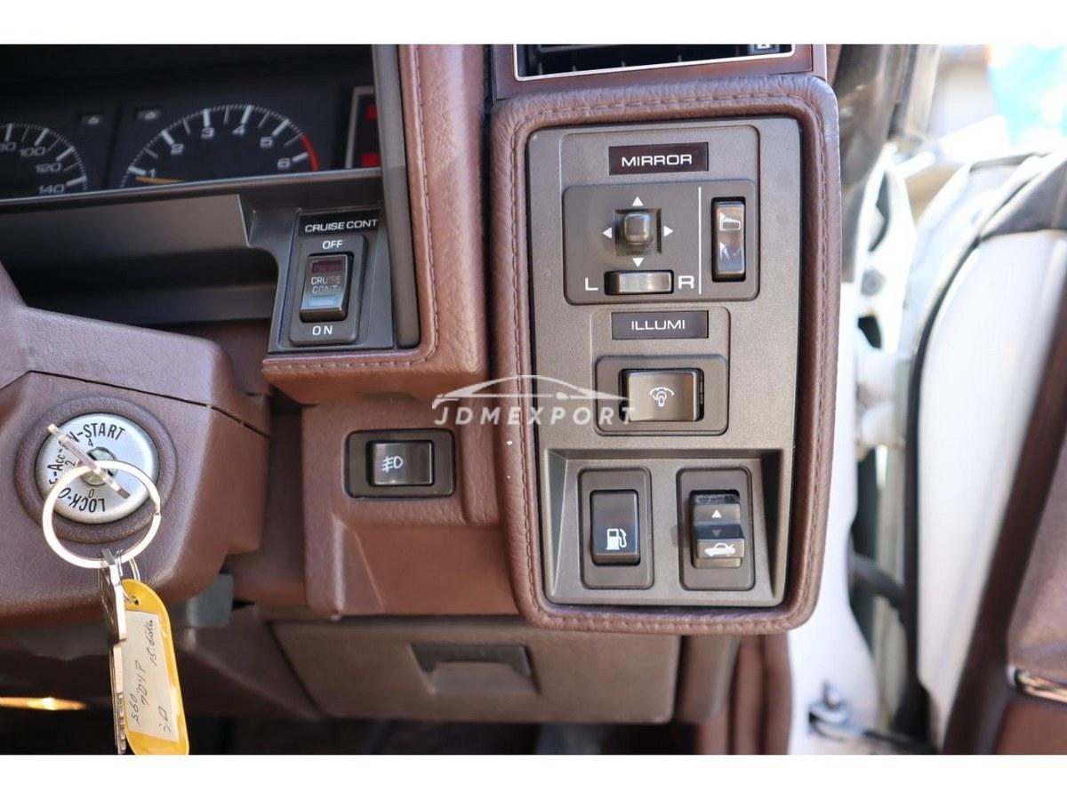 Nissan Gloria Sedan 1985 thumbnail 17