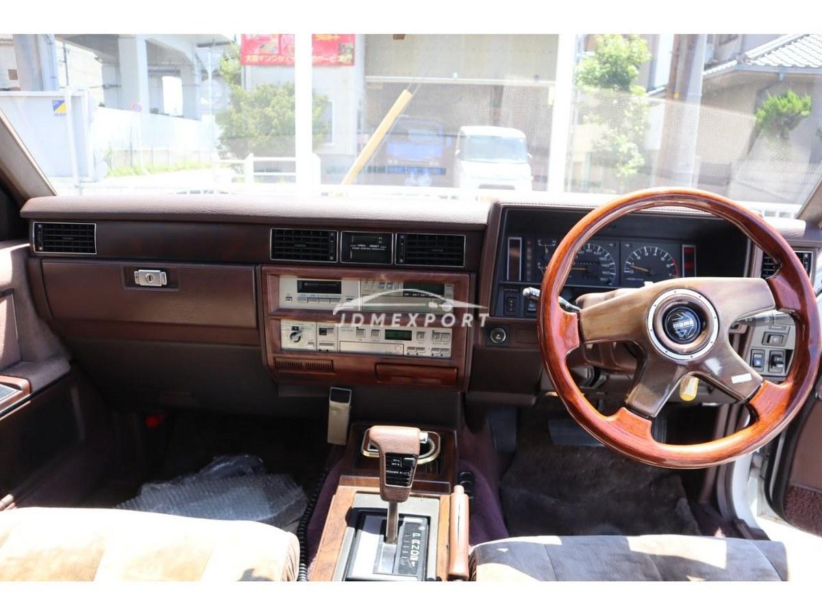 Nissan Gloria Sedan 1985 thumbnail 13