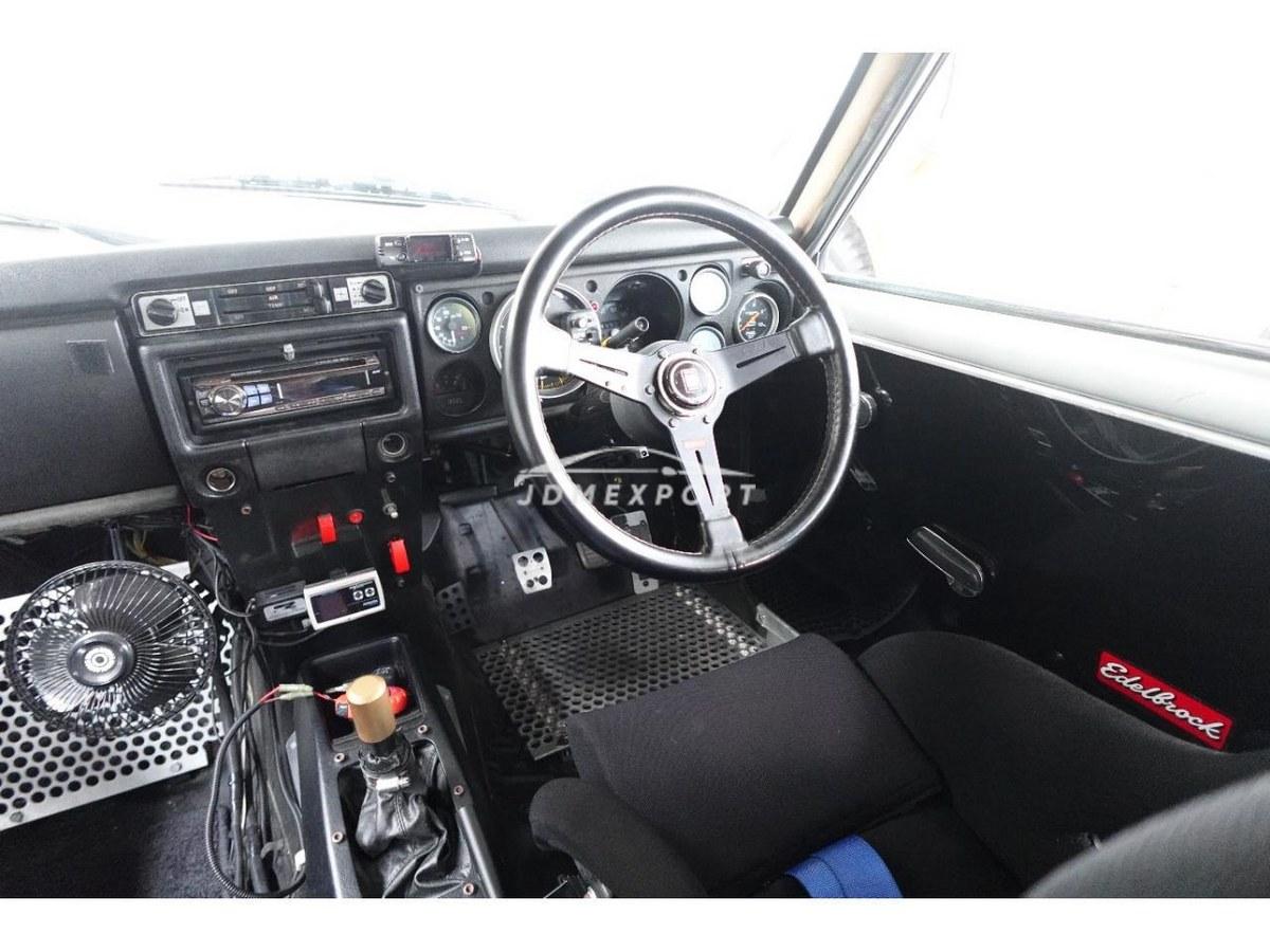 Nissan Bluebird 1970 thumbnail 23