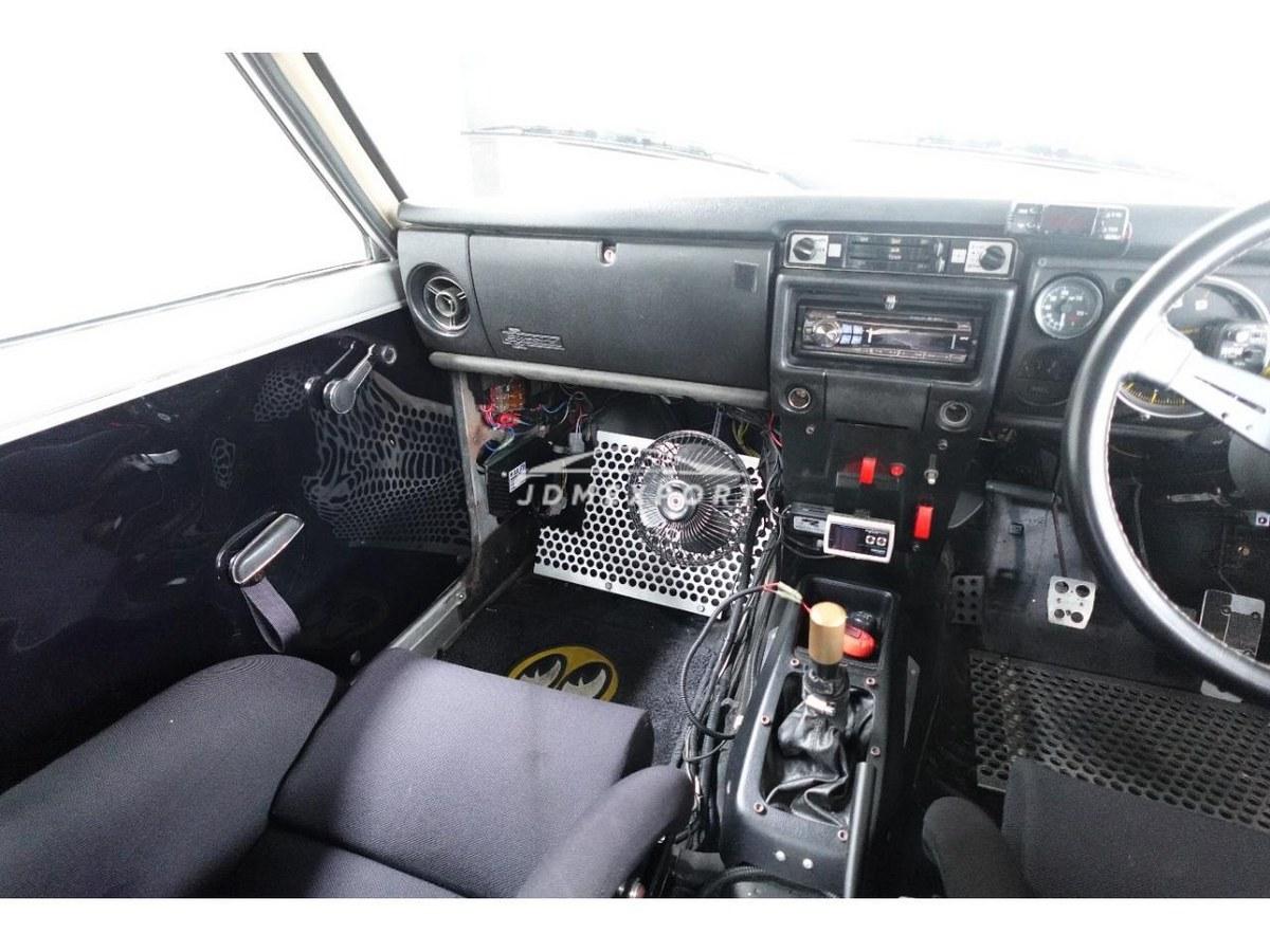 Nissan Bluebird 1970 thumbnail 22
