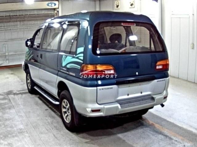 Mitsubishi Delica Spacegear 1996 thumbnail 2